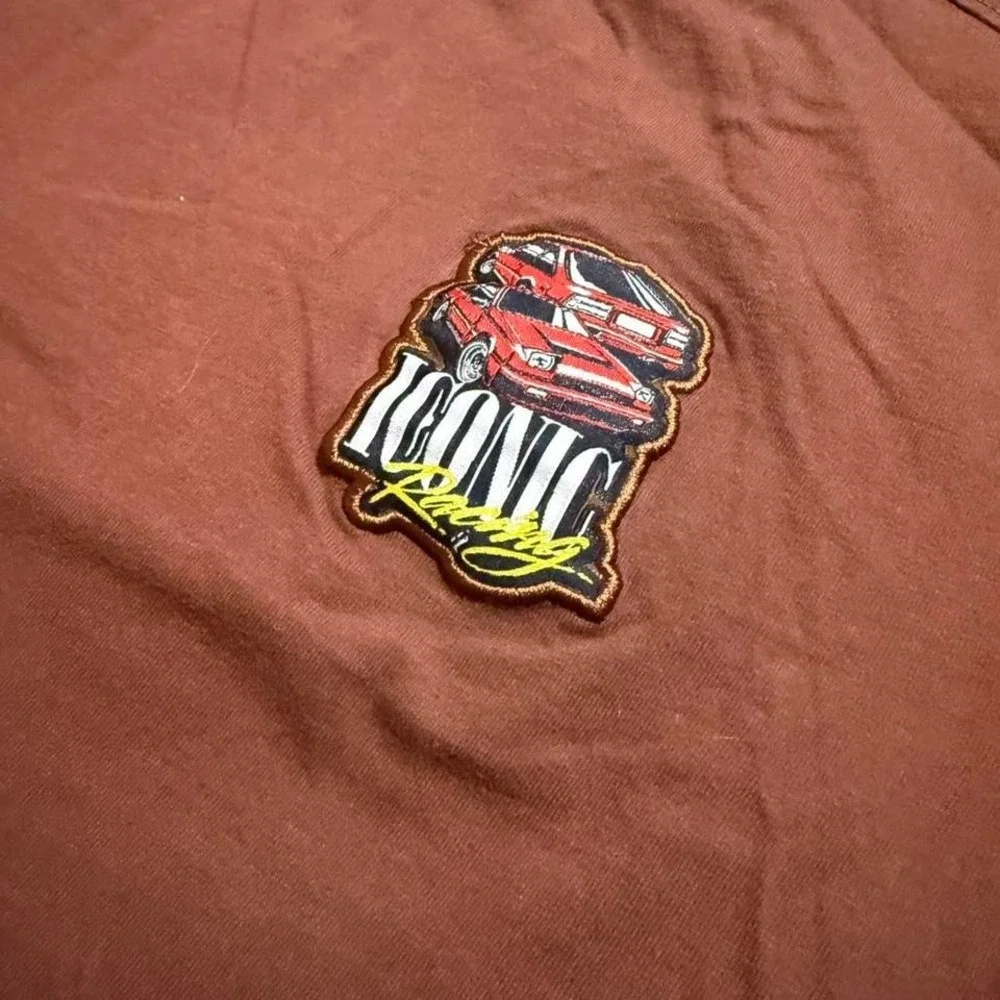 Iconic‎ Racing Brown Men's Graphic T Shirt Size Small Crew Neck